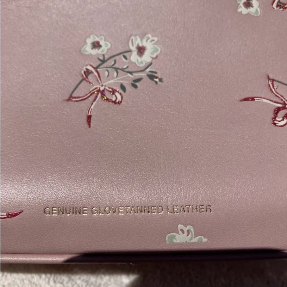 Coach Disney X Minnie Mouse Leather Kisslock Bag 69179 - Picture 4 of 16